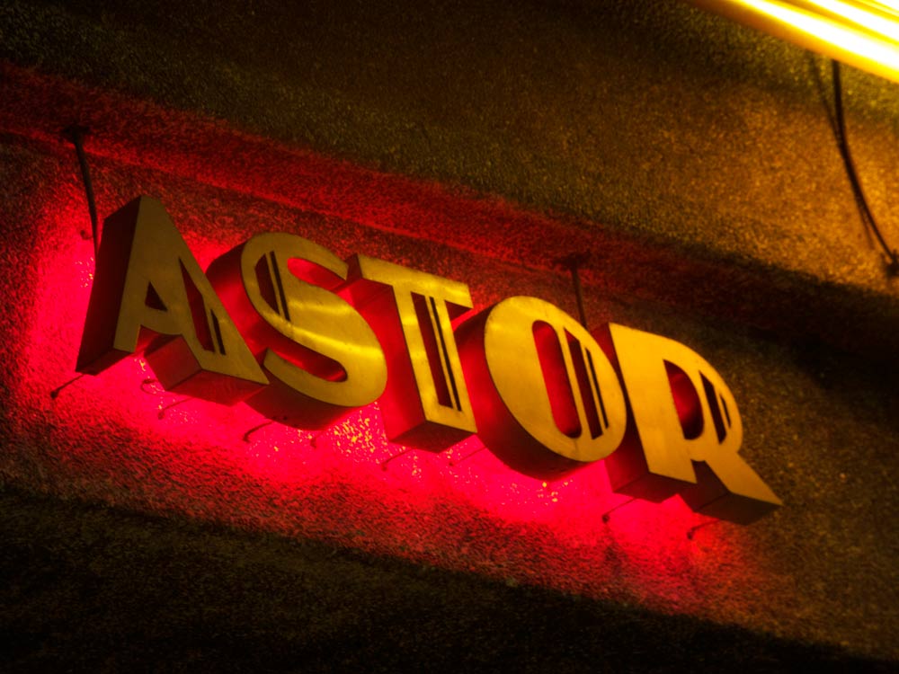 Bar Astor: Breathe the trendy atmosphere of Rio nightlife